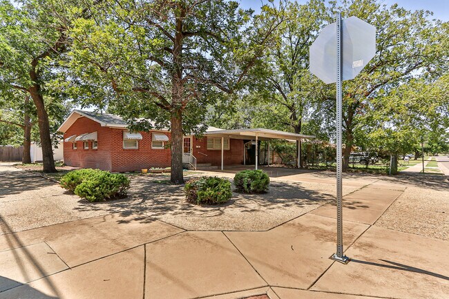 Building Photo - 3801 26th St