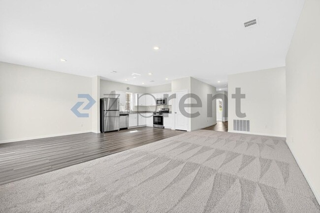 Building Photo - 1317 Kennedy Rd