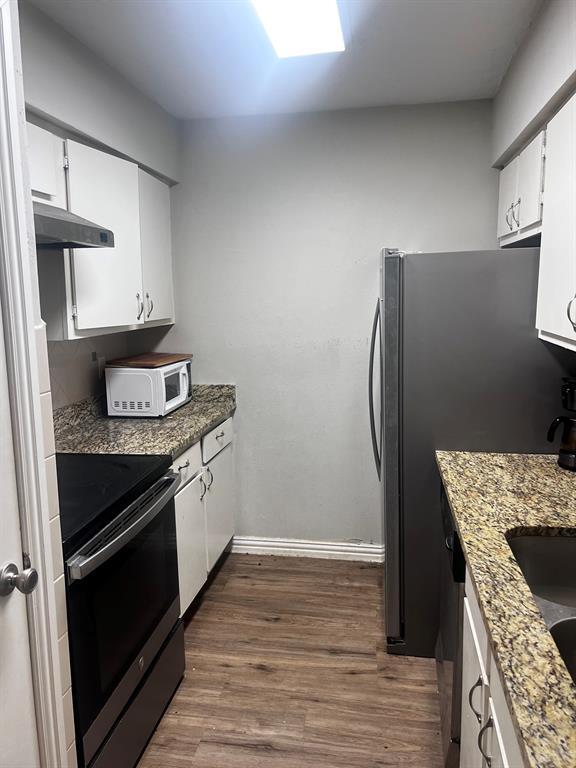 Building Photo - 5711 Sugar Hill Dr