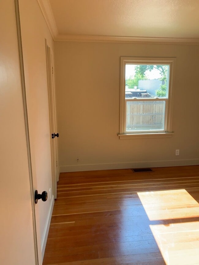 Building Photo - Westside gem! Located next to The Lot!