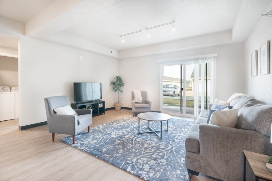 Interior Photo - Rush Mills