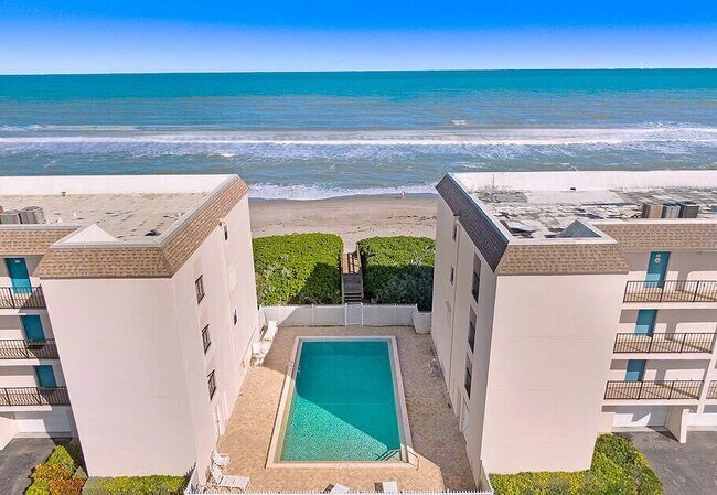 Building Photo - 2975 Jimmy Buffett Mem Hwy