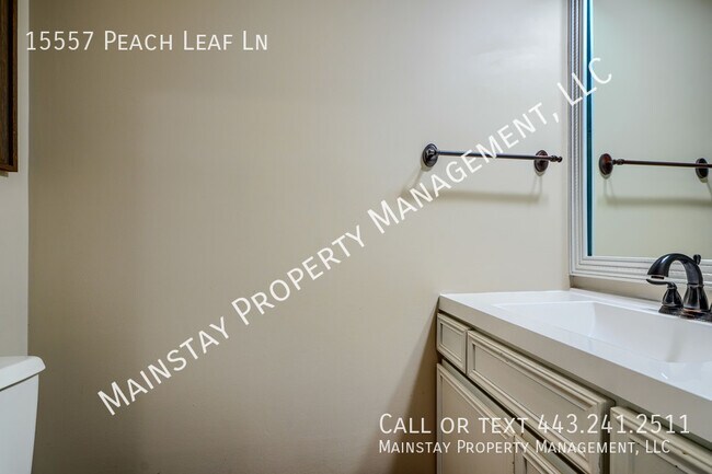 Building Photo - 15557 Peach Leaf Ln
