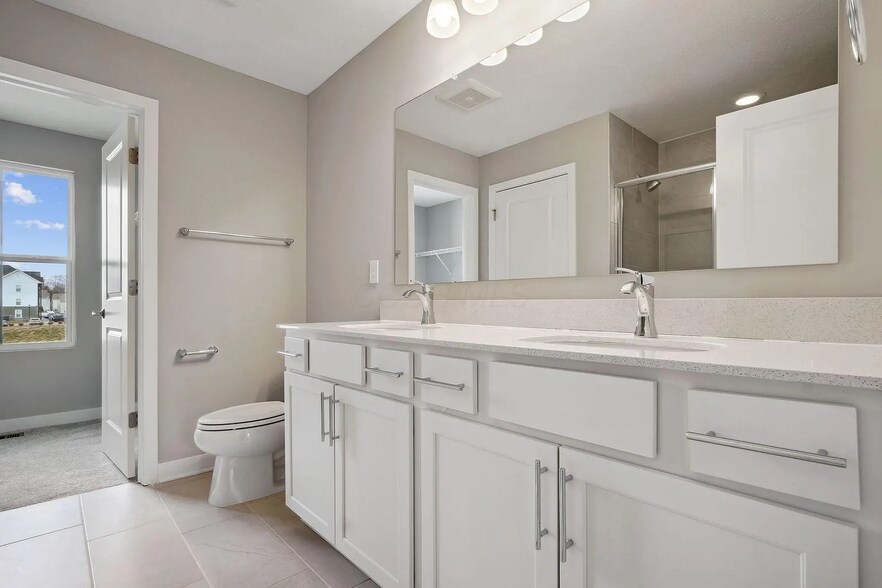 Building Photo - 6351 Azile Way