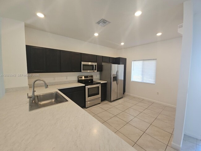 Building Photo - 2944 NW 180th St