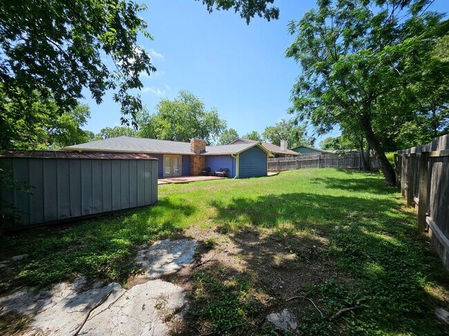 Building Photo - 1515 Desert Quail Ln
