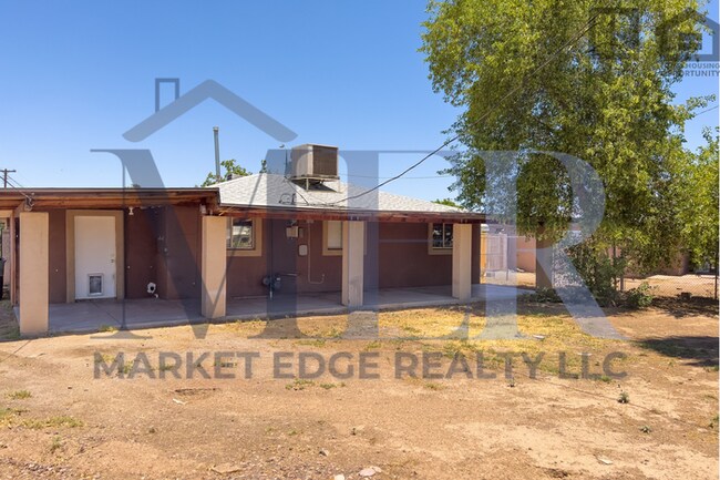 Building Photo - 3Bed/1Bath Home at 67th Ave/Indian School!...