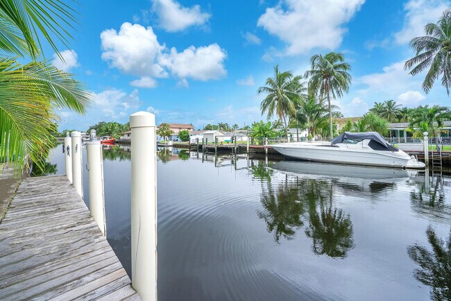 Building Photo - 4521 SW 34th Dr