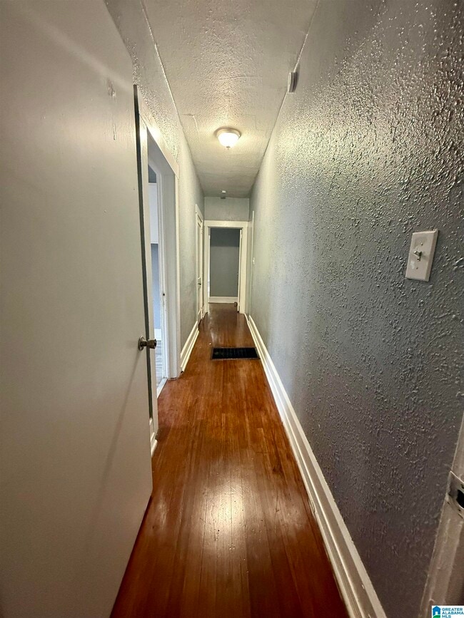 Building Photo - 2335 20th Alley N