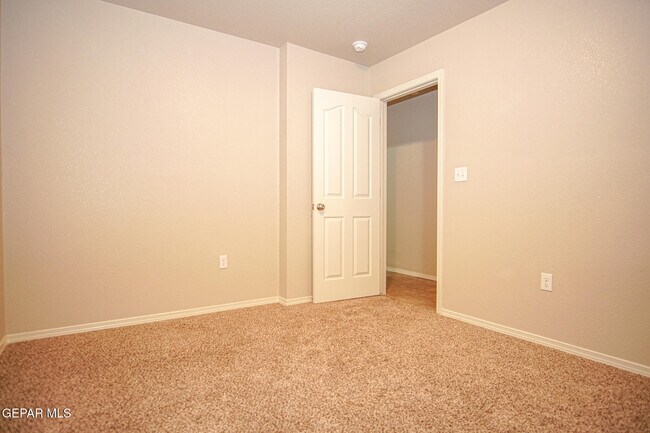 Building Photo - 10692 Canyon Sage Dr