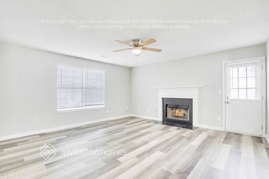 Building Photo - 2585 Thunder Basin Way