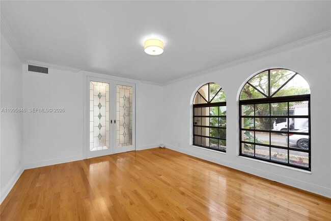 Building Photo - 1240 Ortega Ave