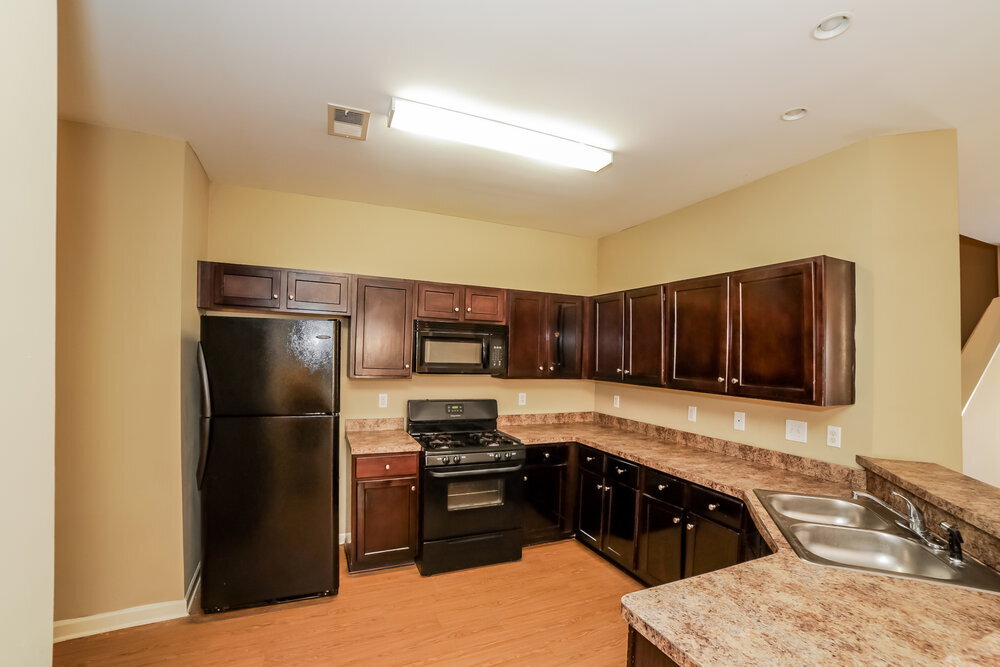 Building Photo - 498 Highland Falls Dr