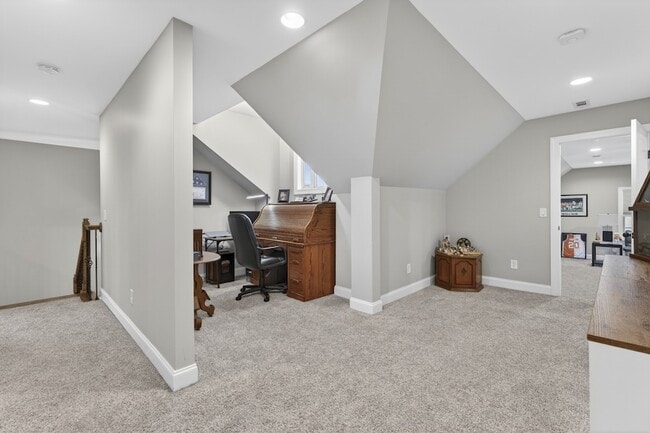 Building Photo - 607 Southshore Pt