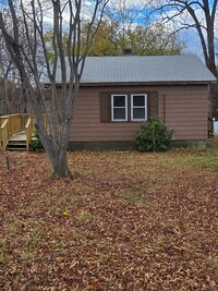 Building Photo - 125 Woodland St