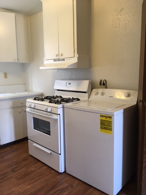 Building Photo - 115 S Boston Ave