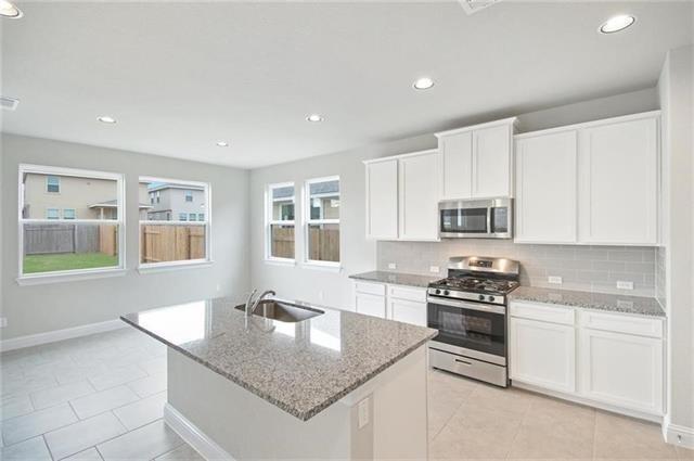 Building Photo - 113 Gaida Loop