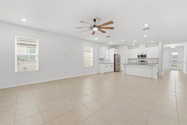 Building Photo - 6550 Barnstorm Wy