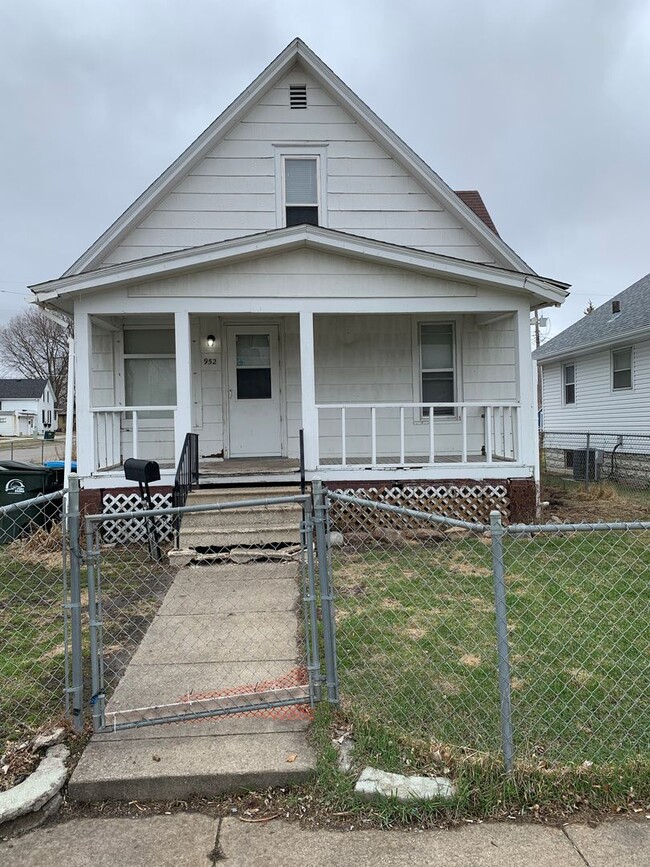 Primary Photo - Updated 1 bedroom $650