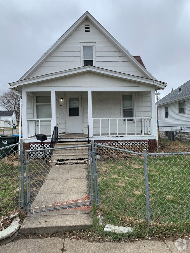 Building Photo - Updated 1 bedroom $650