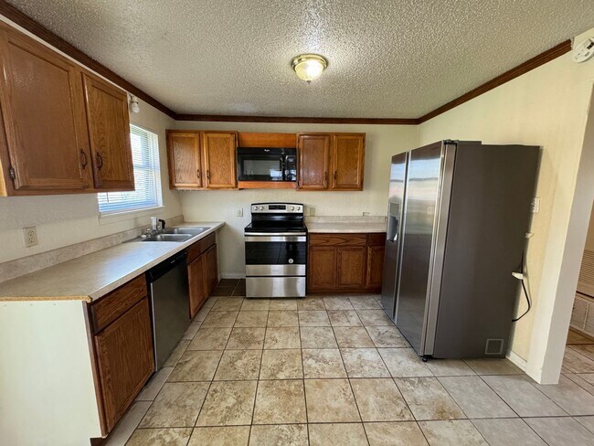 Building Photo - 3-Bedroom House for Rent in Killeen