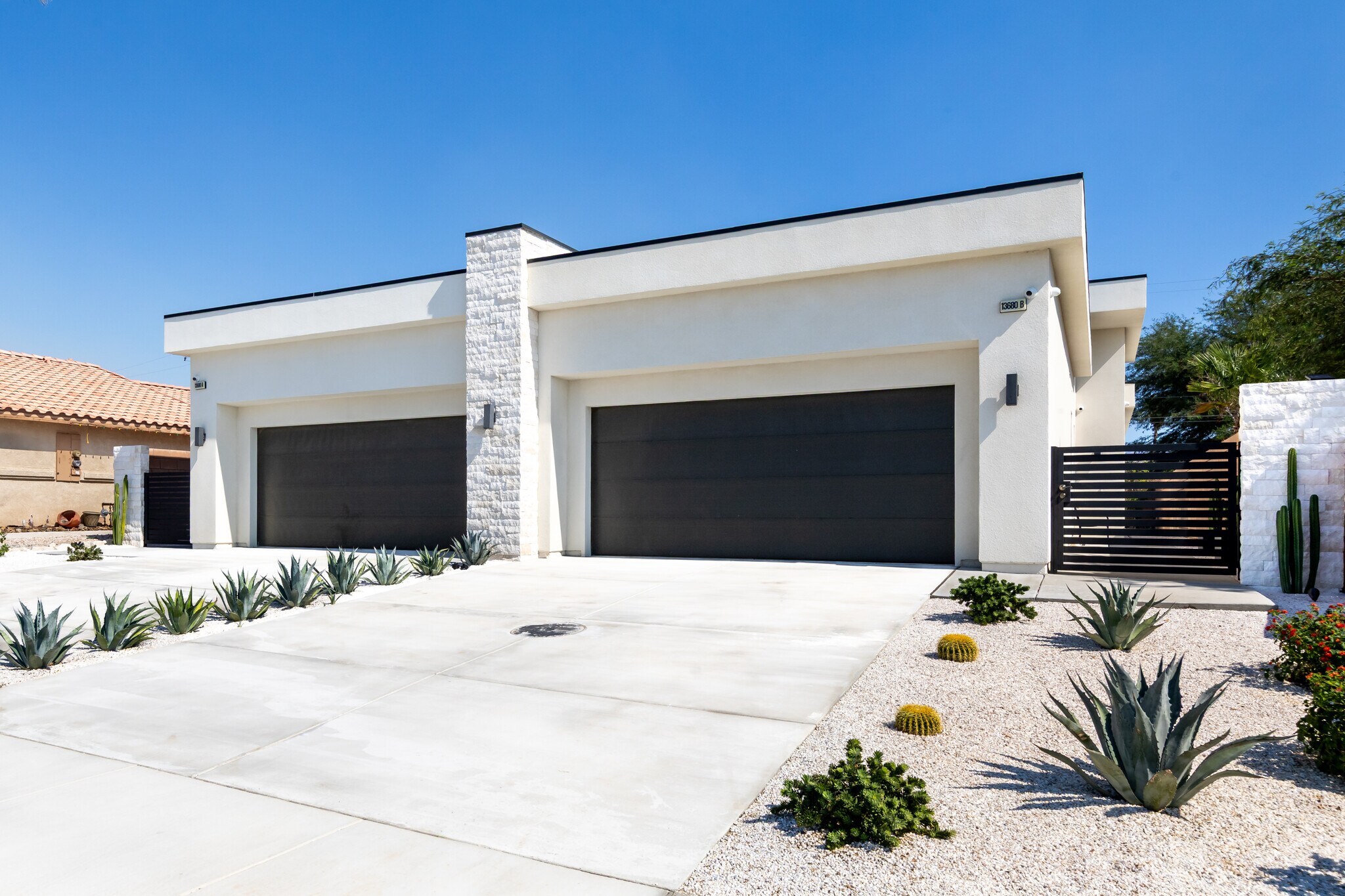 Building Photo - 13680 Mark Dr