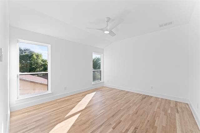 Building Photo - 2313 S Vernon Ave