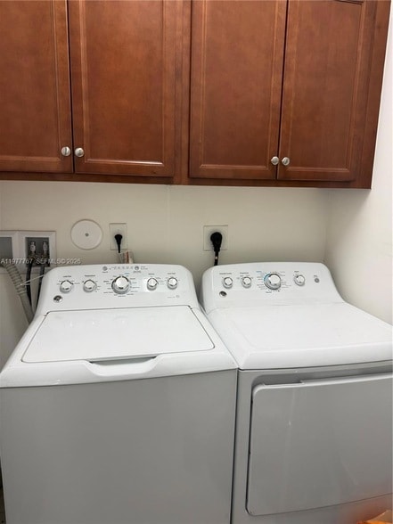 Building Photo - 3483 W 97th St