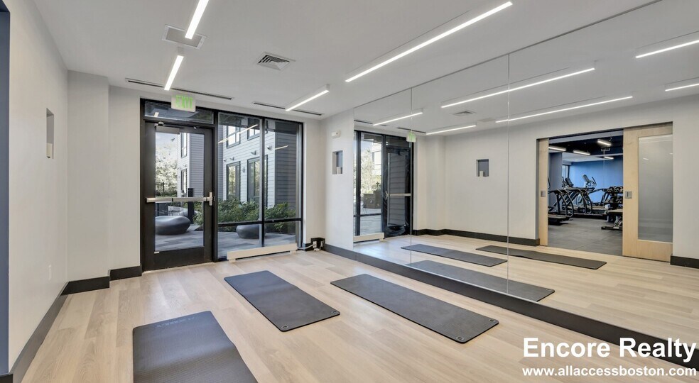 Building Photo - 1550 Soldiers Fld Rd