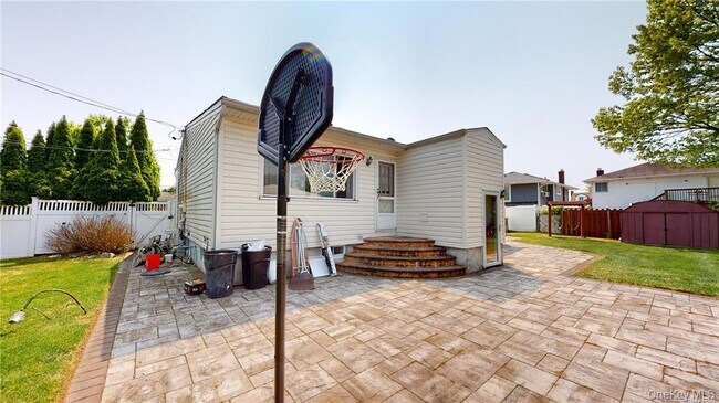 Building Photo - 121 Woodward Pkwy