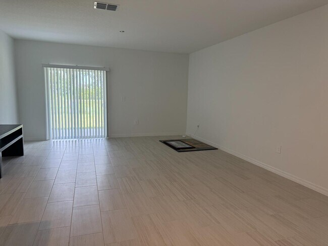 Building Photo - 3605 Great Pk Ct
