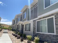 Building Photo - 15499 Aqua Mountain Ln