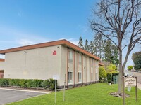 Building Photo - Great 2B/1BA Condo in Mira Mesa!