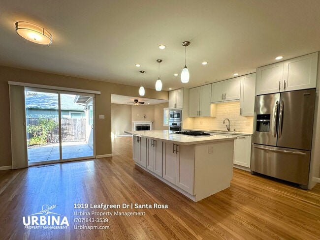 Building Photo - Move-In Ready 3-Bedroom Gem in Santa Rosa with Gorgeous Outdoor Space!