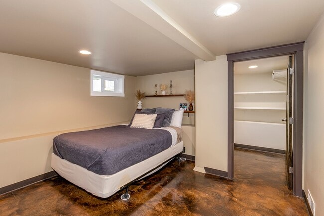 Building Photo - Beautiful Historic Multi Generational home in Heart of Snohomish