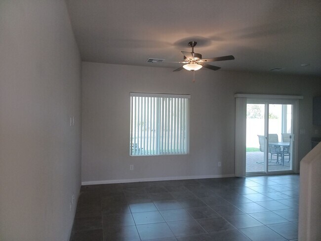 Building Photo - NEWER BUILD 4BD/2.5BA HOME NEAR ALIANTE!