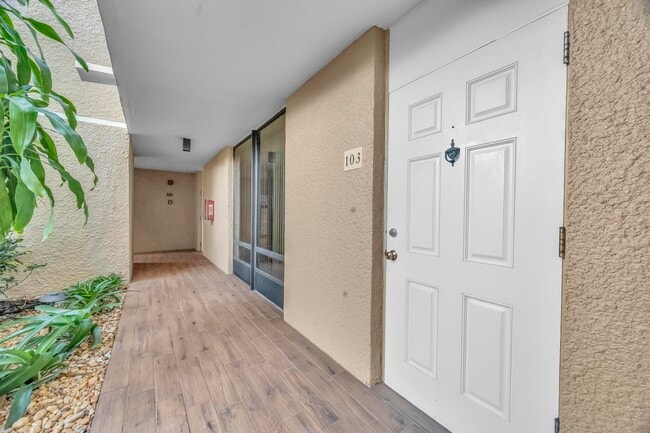 Building Photo - 3492 NE Causeway Blvd