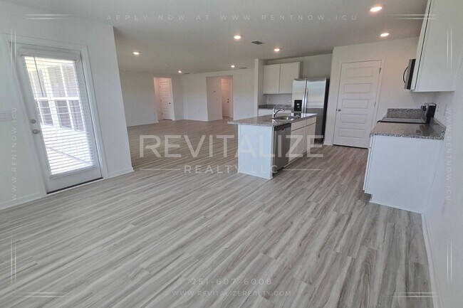 Building Photo - 4BR Home with Community Pool & Gym – Roberts Cove, Foley