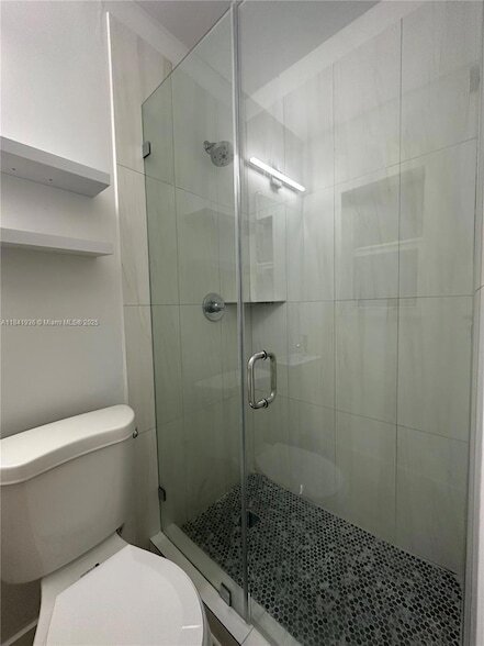 Building Photo - 421 75th St