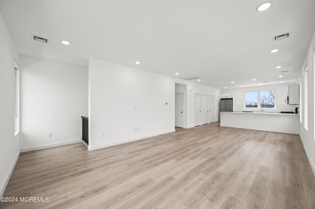 Building Photo - 912 Cookman Ave