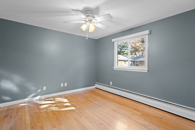 Building Photo - 41 Bishop Dr