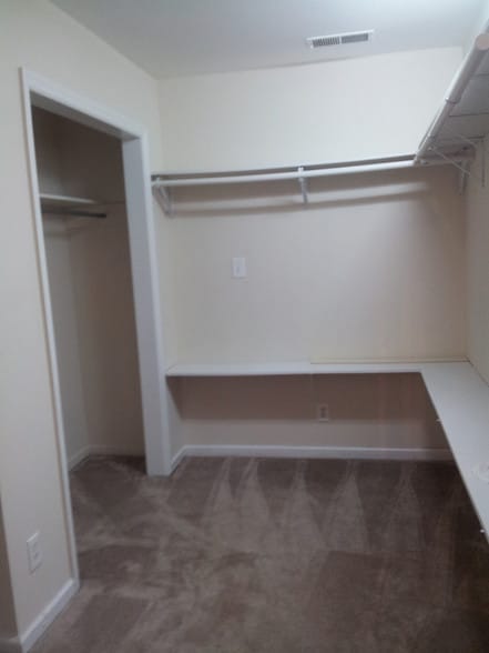 Master Closet - 657 Home Avenue SE