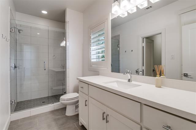 Building Photo - 6615 Northwood Rd