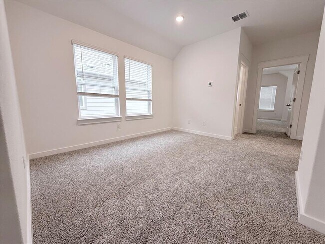 Building Photo - 148 Hartson Dr