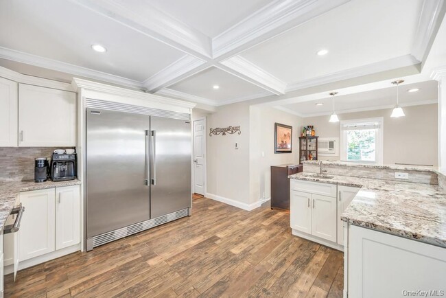 Building Photo - 2327 Cleveland St