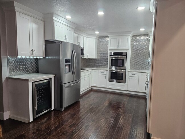 Building Photo - 2710 Hwy 348