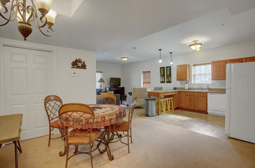 Building Photo - 14200 Northern Lights Drive