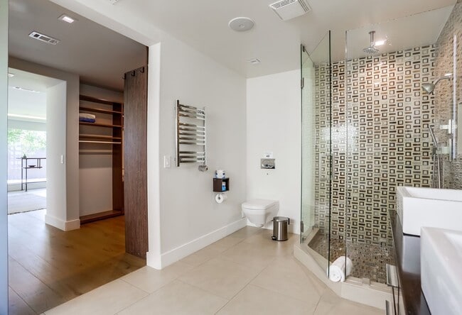 Building Photo - Luxury Furnished Home La Jolla with Ocean Views