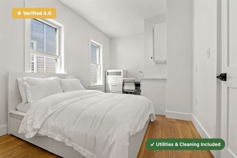 Building Photo - Furnished Private Bedroom with Private Bath in East Boston!