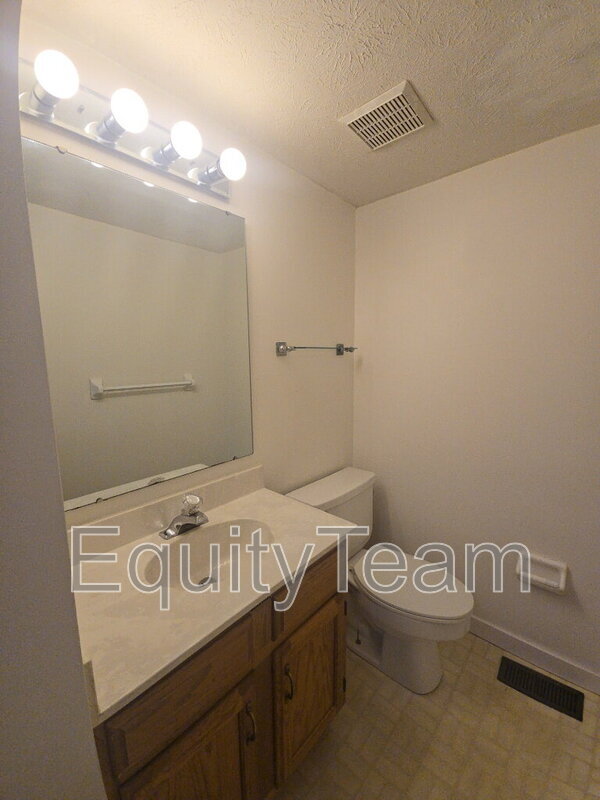 Building Photo - 9178 Fields Dr